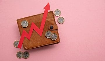 Cash flow constraints – 57 per cent of businesses warn of rising costs